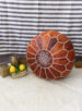 Pouf marocain en cuir terracotta